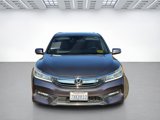 Used 2017 Honda Accord Touring image 2