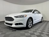 Used 2016 Ford Fusion SE image 3