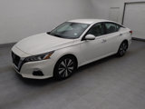 Used 2021 Nissan Altima 2.5 SV image 2