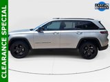 Used 2023 Jeep Grand Cherokee Altitude image 6