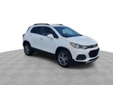 Used 2020 Chevrolet Trax LT w/ LT Convenience Package image 2