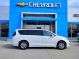 Used 2022 Chrysler Pacifica Touring-L image 5