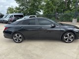 Used 2023 Hyundai Elantra Limited image 3