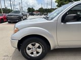 Used 2011 Nissan Frontier SV image 5