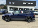 Used 2023 Volkswagen Tiguan SE image 2