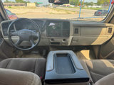Used 2004 GMC Yukon XL SLE image 2