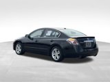 Used 2010 Nissan Altima 3.5 SR w/ Premium Pkg image 3
