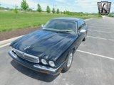 Used 2002 Jaguar XJ8 L image 2