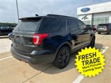 Used 2017 Ford Explorer XLT w/ Equipment Group 202A image 5