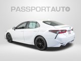 Used 2022 Toyota Camry SE image 3