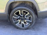 Used 2021 GMC Acadia SLT w/ Elevation Edition image 5