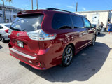 Used 2020 Toyota Sienna SE image 5