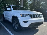 Used 2019 Jeep Grand Cherokee Laredo w/ Laredo X Package image 3