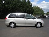Used 2004 Toyota Sienna CE image 4