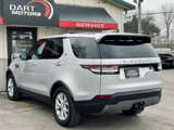 Used 2017 Land Rover Discovery SE image 5