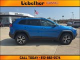 Used 2017 Jeep Cherokee Trailhawk image 3