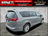 New 2025 Chrysler Pacifica Limited image 3
