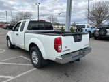 Used 2016 Nissan Frontier SV image 5