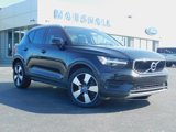 Used 2019 Volvo XC40 T5 Momentum image 2