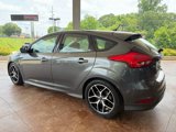 Used 2016 Ford Focus SE w/ SE Sport Package image 4