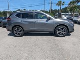 Used 2020 Nissan Rogue SV w/ Premium Package image 3