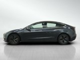 Used 2019 Tesla Model 3 Mid Range image 2