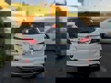 Used 2017 Hyundai Santa Fe SE image 3