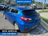 Used 2017 Chevrolet Cruze LT w/ Convenience Package image 4