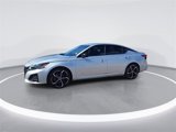 Used 2023 Nissan Altima 2.5 SR image 4