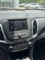 Used 2022 Chevrolet Equinox LT image 2