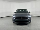 Used 2021 Volkswagen Jetta SE image 2