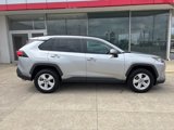 Used 2021 Toyota RAV4 XLE image 3