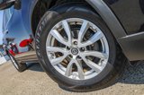 Used 2018 Nissan Rogue SV image 2