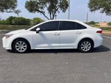 Used 2021 Toyota Corolla LE image 3
