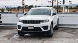 Certified 2023 Jeep Grand Cherokee Laredo image 4