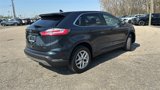 Used 2022 Ford Edge SEL w/ Convenience Package image 4