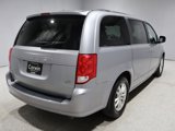 Used 2019 Dodge Grand Caravan SXT image 2