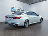 Used 2023 Nissan Altima 2.5 SV w/ SV Premium Package image 3