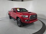 Used 2022 Toyota Tacoma TRD Sport image 3