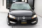 Used 2015 Volkswagen Passat TDI SEL Premium image 2