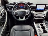 Used 2020 Ford Explorer XLT w/ Equipment Group 202A image 3