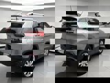 Used 2017 Jeep Cherokee Limited image 5