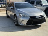 Used 2015 Toyota Camry SE image 3