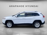 Used 2016 Jeep Cherokee Latitude image 2
