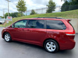 Used 2012 Toyota Sienna LE image 3