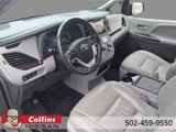 Used 2017 Toyota Sienna XLE image 4