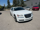 Used 2011 Chrysler 300 C image 4