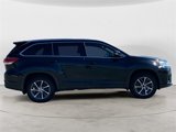 Used 2019 Toyota Highlander XLE image 6