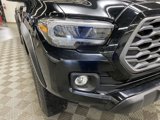 Used 2023 Toyota Tacoma TRD Off-Road w/ TRD Premium Off Road Package image 3