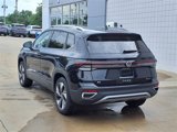 New 2025 Volkswagen Taos SE image 3